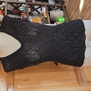 Dolce And Gabbana Knit Sleevless Metalic Thread Sheer Top Italian Size 46 US 10